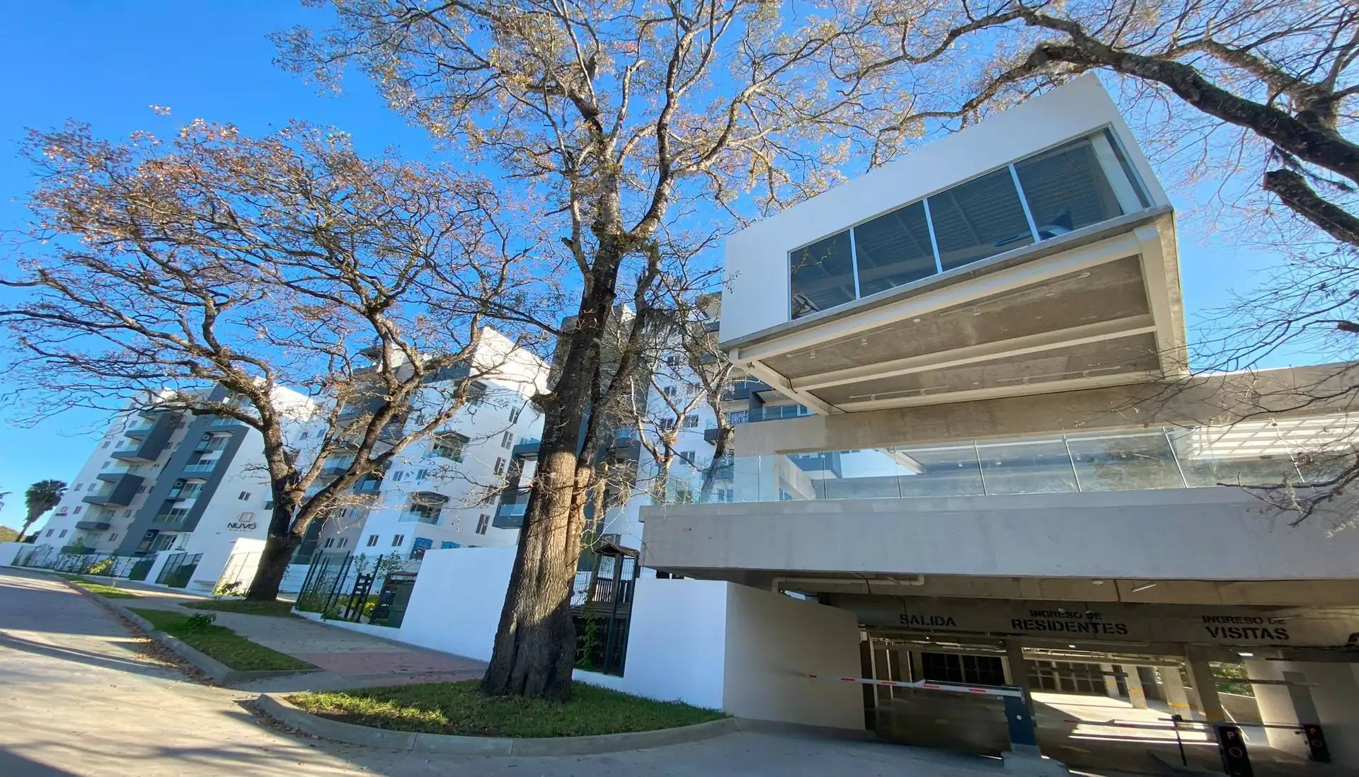 Torres del proyecto Nuvo Naranjo, en la zona 4 de Mixco